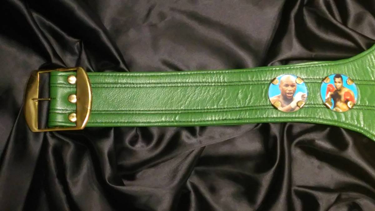 * old WBC Champion belt * replica * full size * new goods * fan shide .. excellent article * boxing *