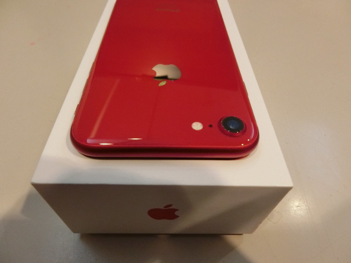 SIMフリー☆iPhone8 64GB レッド 品☆ SIMフリー☆iPhone8 64GB レッド 品☆