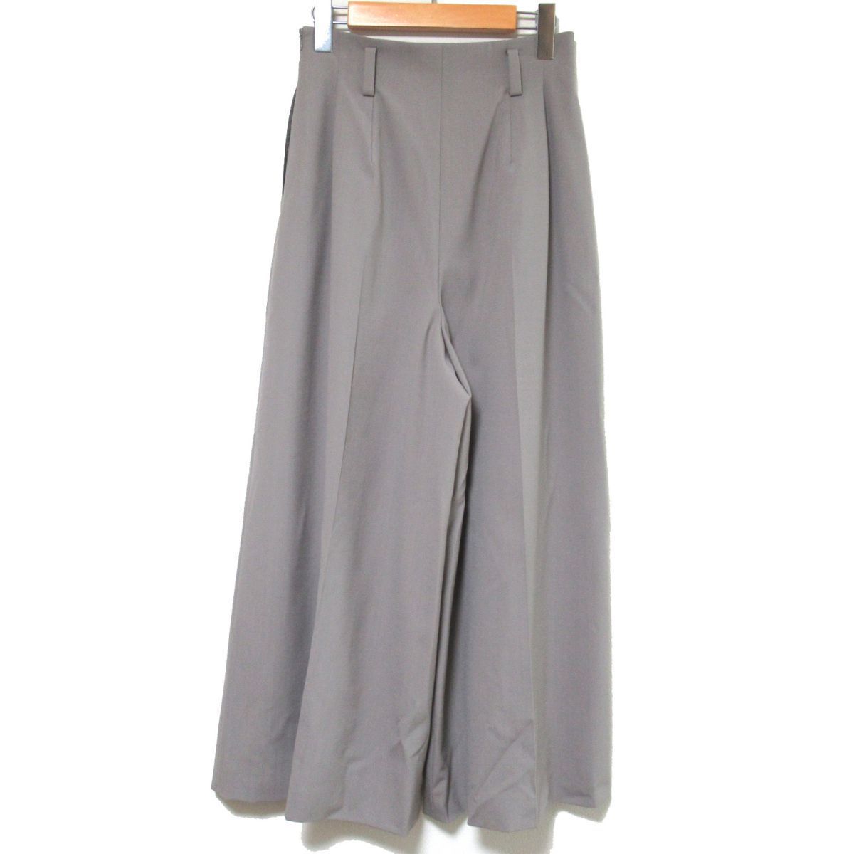 美品 2020年モデル FOXEY フォクシー Pants Olivier ツータック