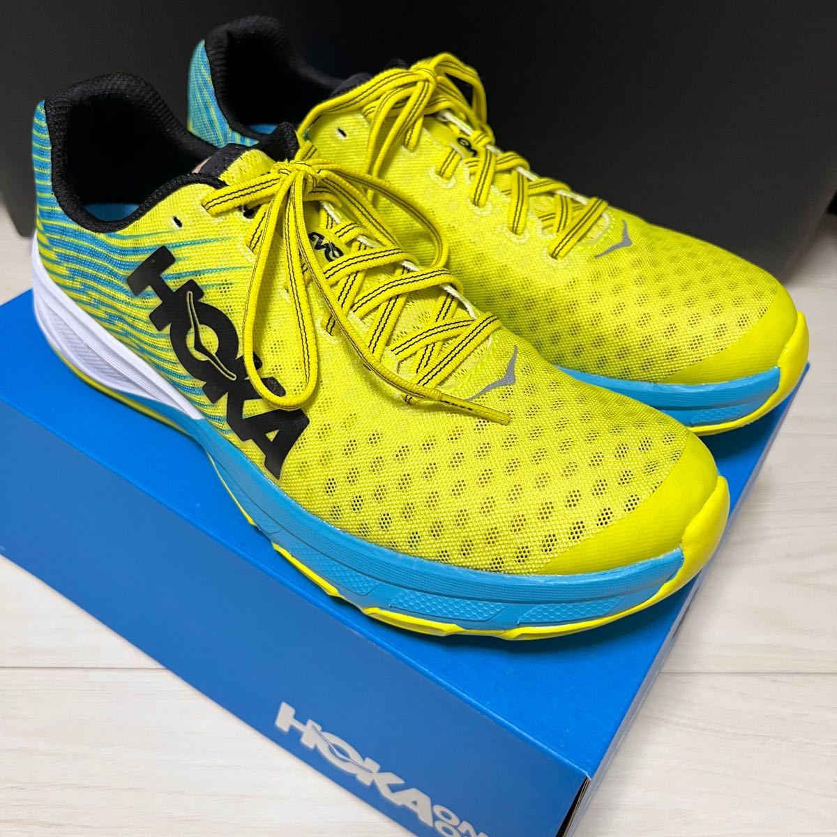 新品 HOKA ONEONE ランニングシューズ  EVO CARBON ROCKET 25.5cm