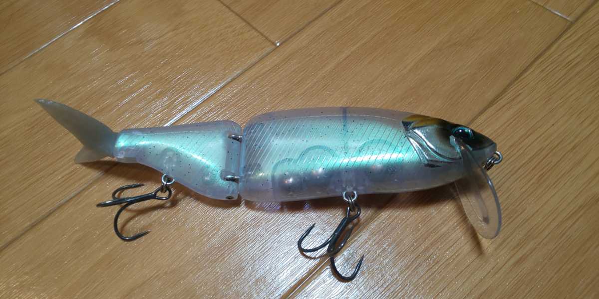 新到着 DRT タイニークラッシュ low クリスタルフラッシュ ルアー用品