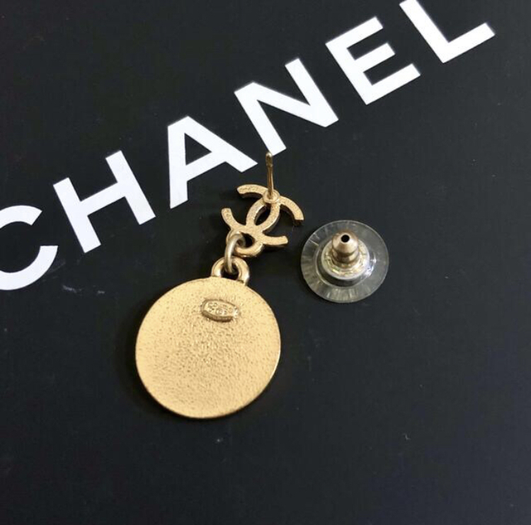⑦CHANEL シャネル ココシャネル ココマーク ラインストーン ピアス 激安直営通販サイト ⑦CHANEL シャネル ピアス ココロゴ ココマーク ラインストーン 片方 ピアス(片耳用)