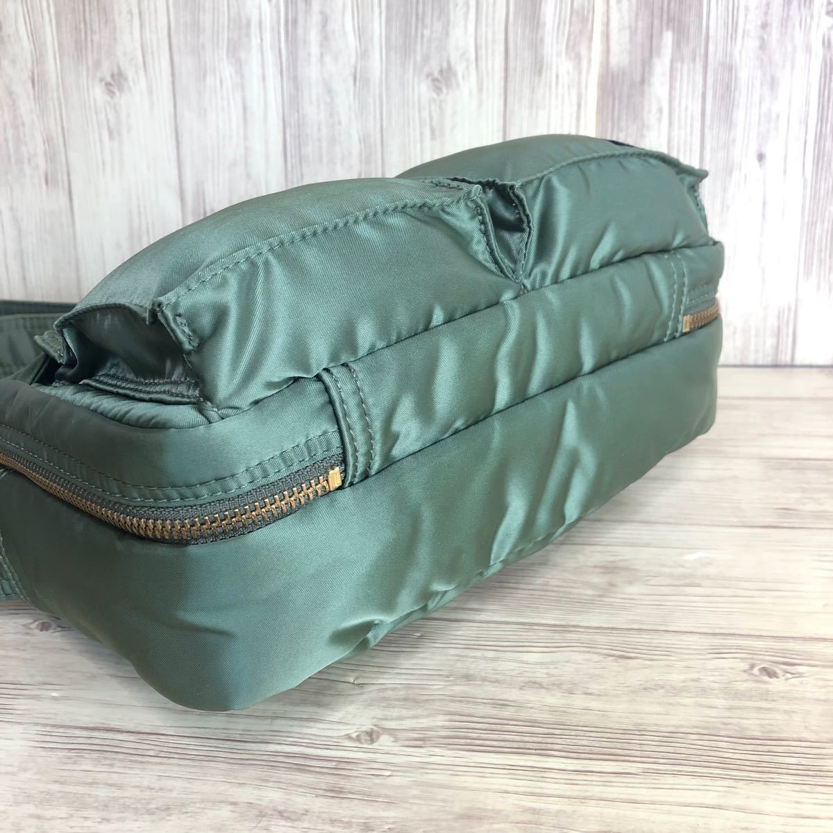 希少 セージグリーン】PORTER TANKER SHOLDER BAG (S)ポーター 希少 セージグリーン】PORTER TANKER SHOLDER BAG (S)ポーター