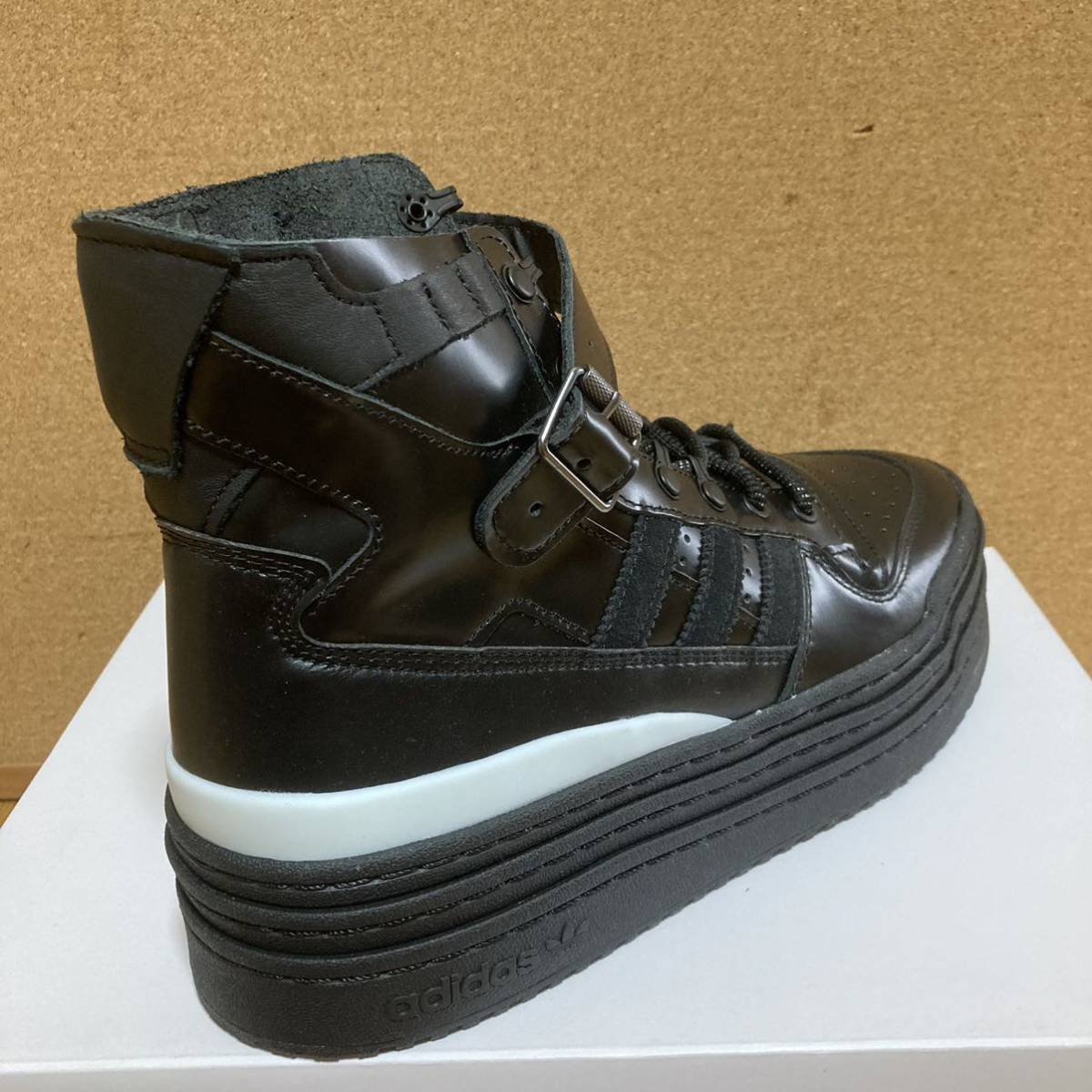 アフロパンク × アディダス オリジナルス トリプル プラット アフロパンク × アディダス オリジナルス トリプル プラット