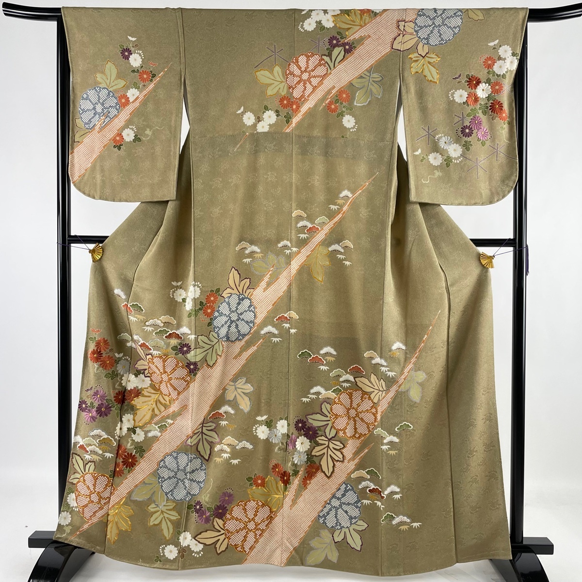 訪問着 美品 逸品 菊 草花 金糸 絞り 鶯色 袷 身丈161cm 裄丈62.5cm S