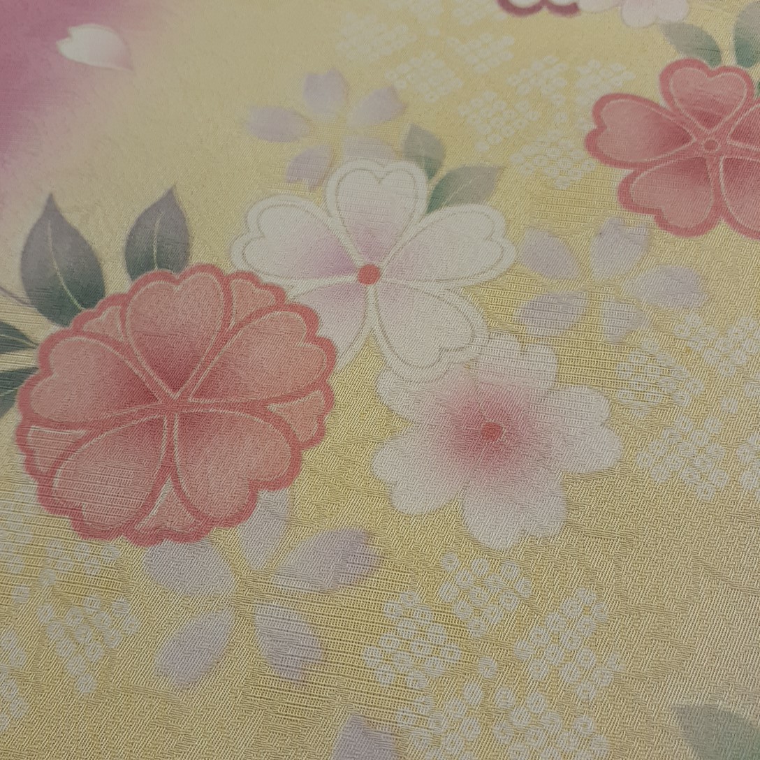 061406　正絹　ピンク色　花柄　桜柄　シルク230cm　はぎれ　ハギレ　リメイク　ハンドメイド