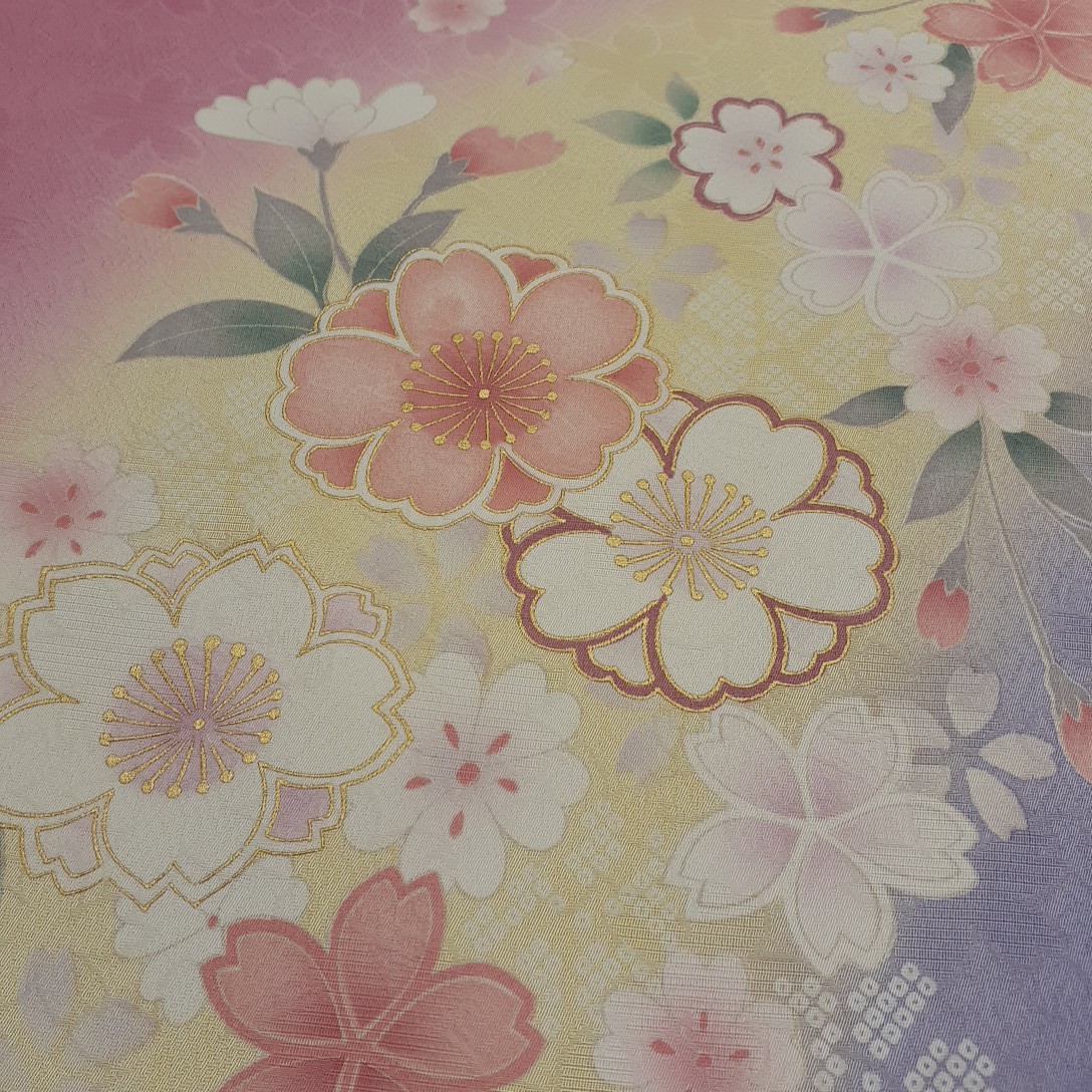 061406　正絹　ピンク色　花柄　桜柄　シルク230cm　はぎれ　ハギレ　リメイク　ハンドメイド