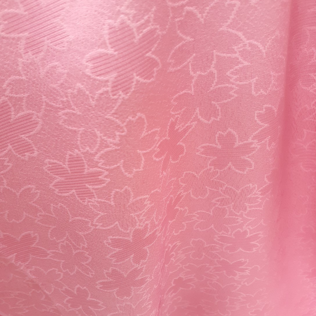 061701　正絹　ピンク色　花柄　桜柄　シルク350cm　はぎれ　ハギレ　リメイク　ハンドメイド