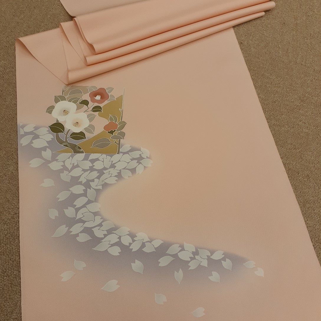 062102　正絹　ピンク色　桜柄　花柄　シルク270cm　はぎれ　ハギレ　リメイク　ハンドメイド