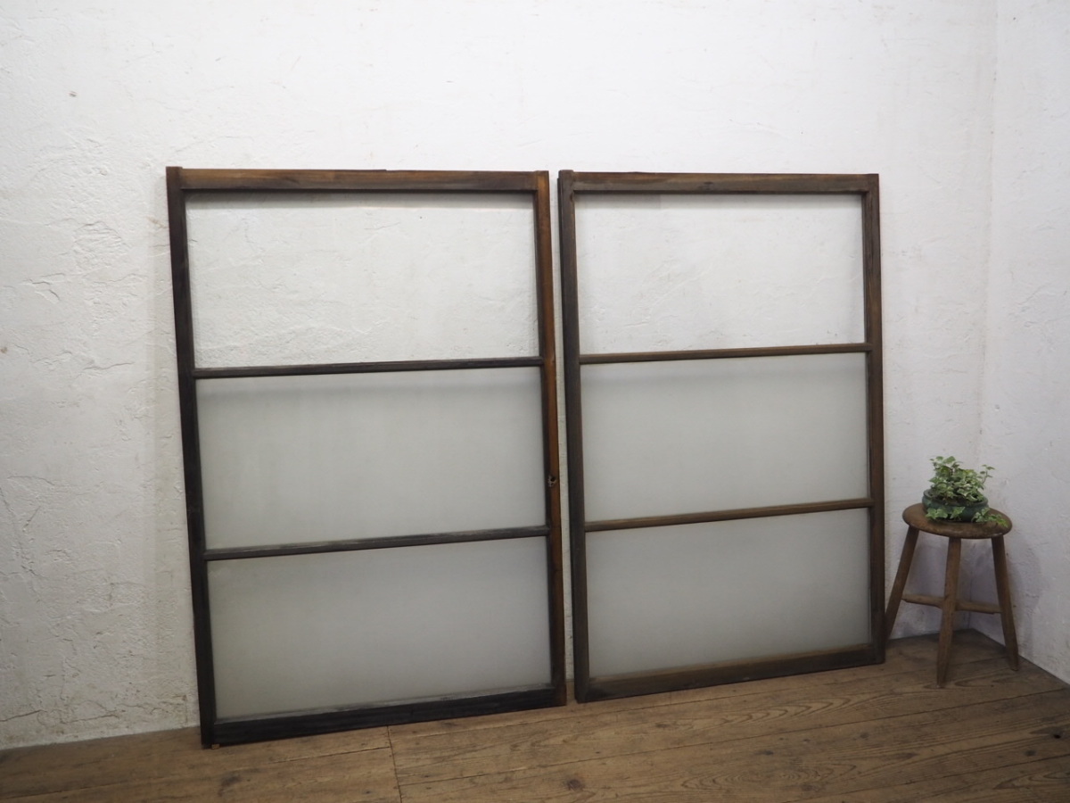 taB0679*[H134,5cm×W89cm]×2 sheets * antique * taste ... exist old tree frame glass door * old fittings sliding door window sash old Japanese-style house reproduction retro K under 