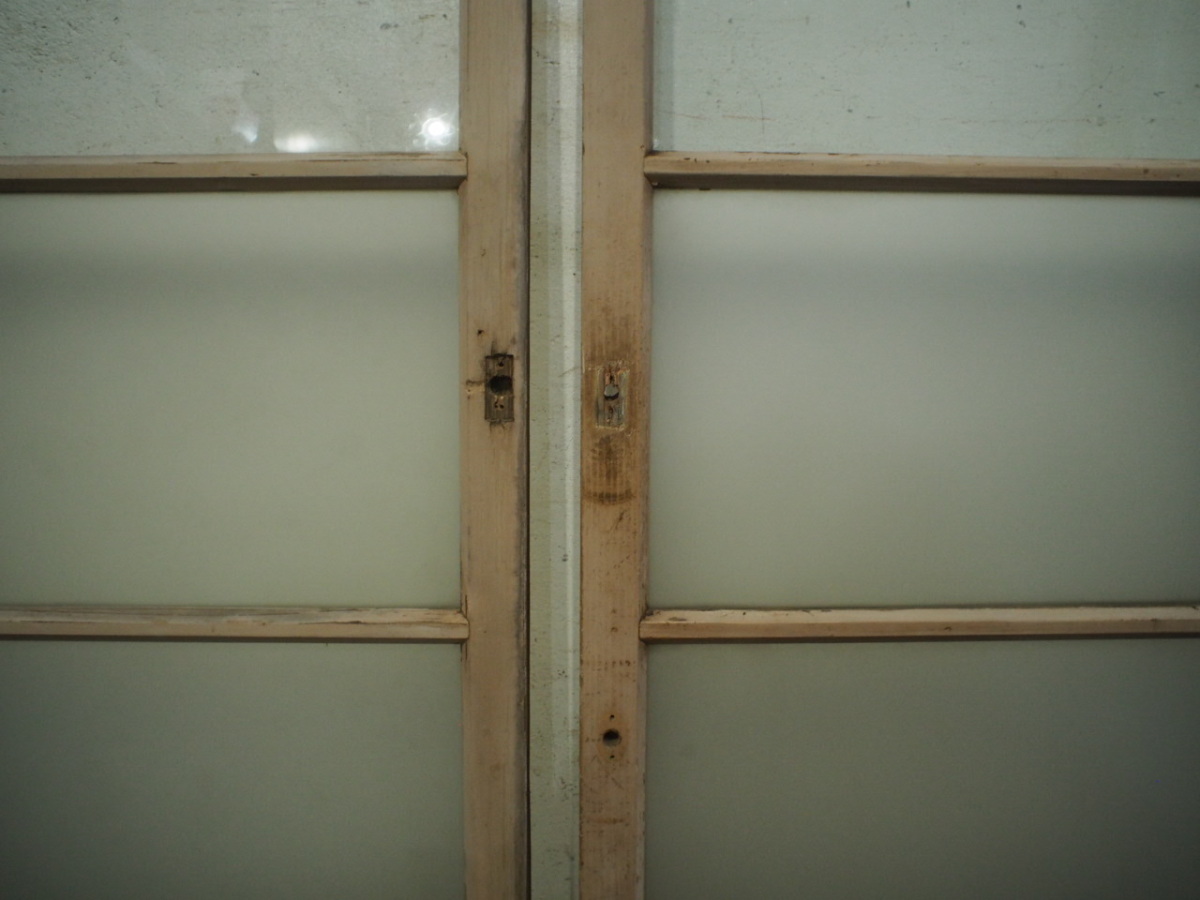 taC0487*(2)[H122,5cm×W85,5cm]×2 листов * краска. облупленное место . автомобиль Be . старый дерево рамка-оправа стекло дверь * старый двери волна стекло дверь маленькое окно retro античный K внизу 