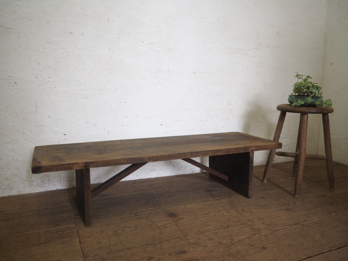 タZ0997◇②天板W109cm×D36cm◇一枚板のレトロな古い木製ローテーブル 