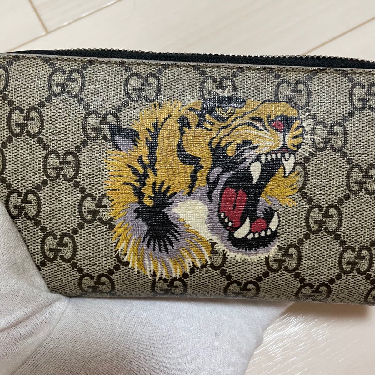 GUCCI グッチ タイガー 虎 長財布 GGスプリーム ラウンドファスナー