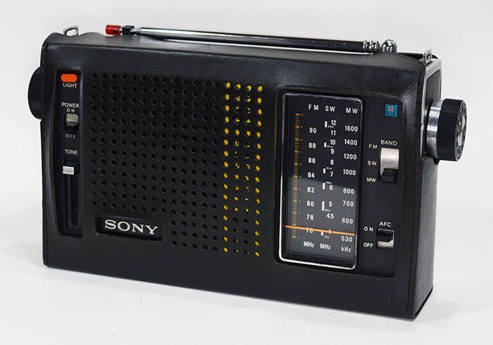 ☆☆☆　レア　SONY ICF-5300 (THE 11 Self) 3BAND RADIO （結構美品）☆☆☆_画像8