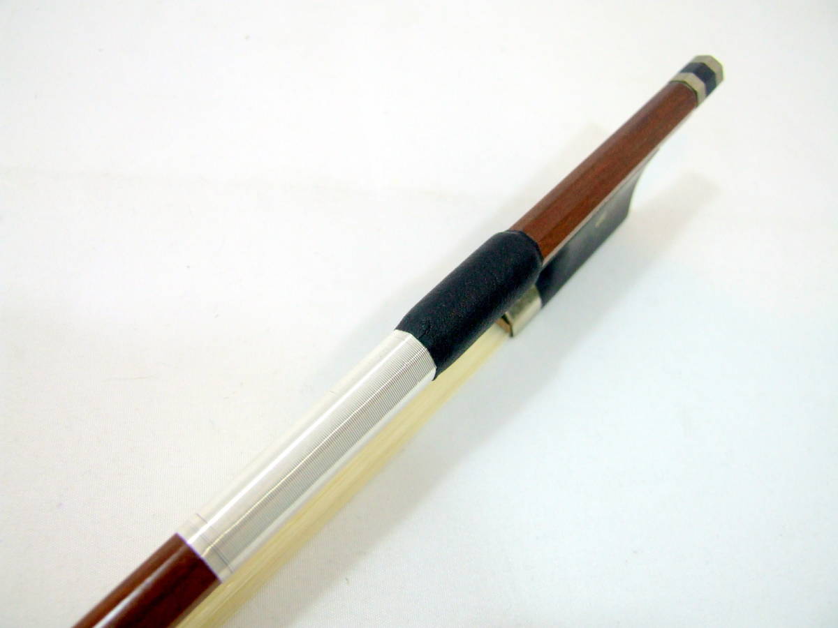T SUGITO刻印 4/4 バイオリン 弓 毛替え 仕上げ済み済 中古 杉藤 T SUGITO刻印 4/4 バイオリン 弓 毛替え 仕上げ済み済 中古 杉藤