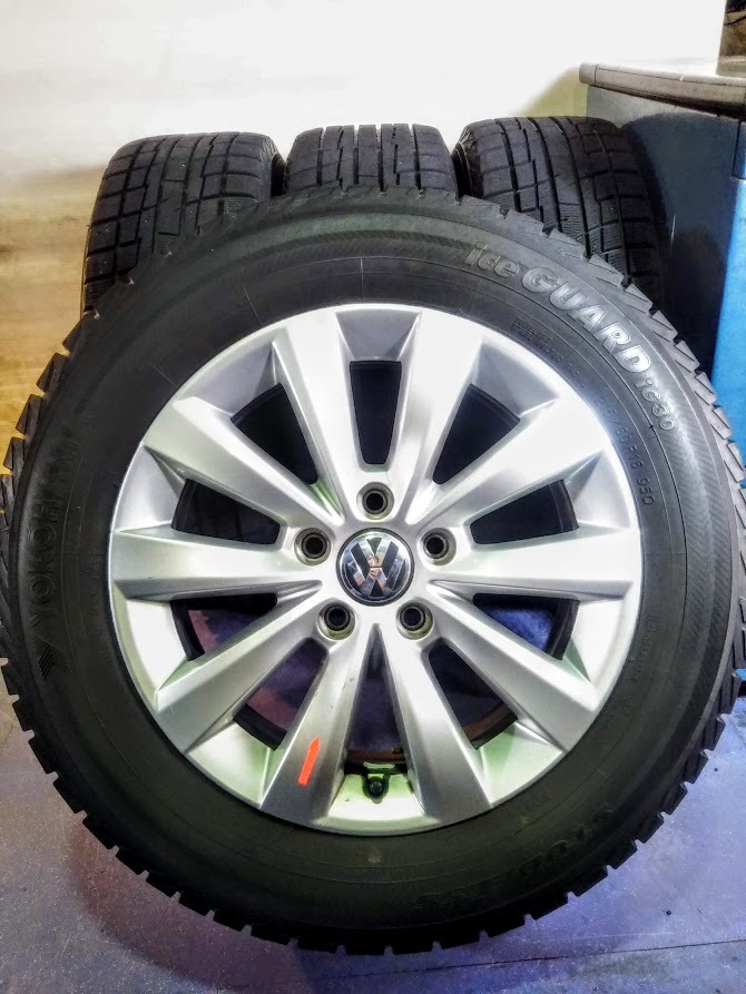 からご 215/60R16 16インチ VW(ザ・ビートル) スタッドレスタイヤ