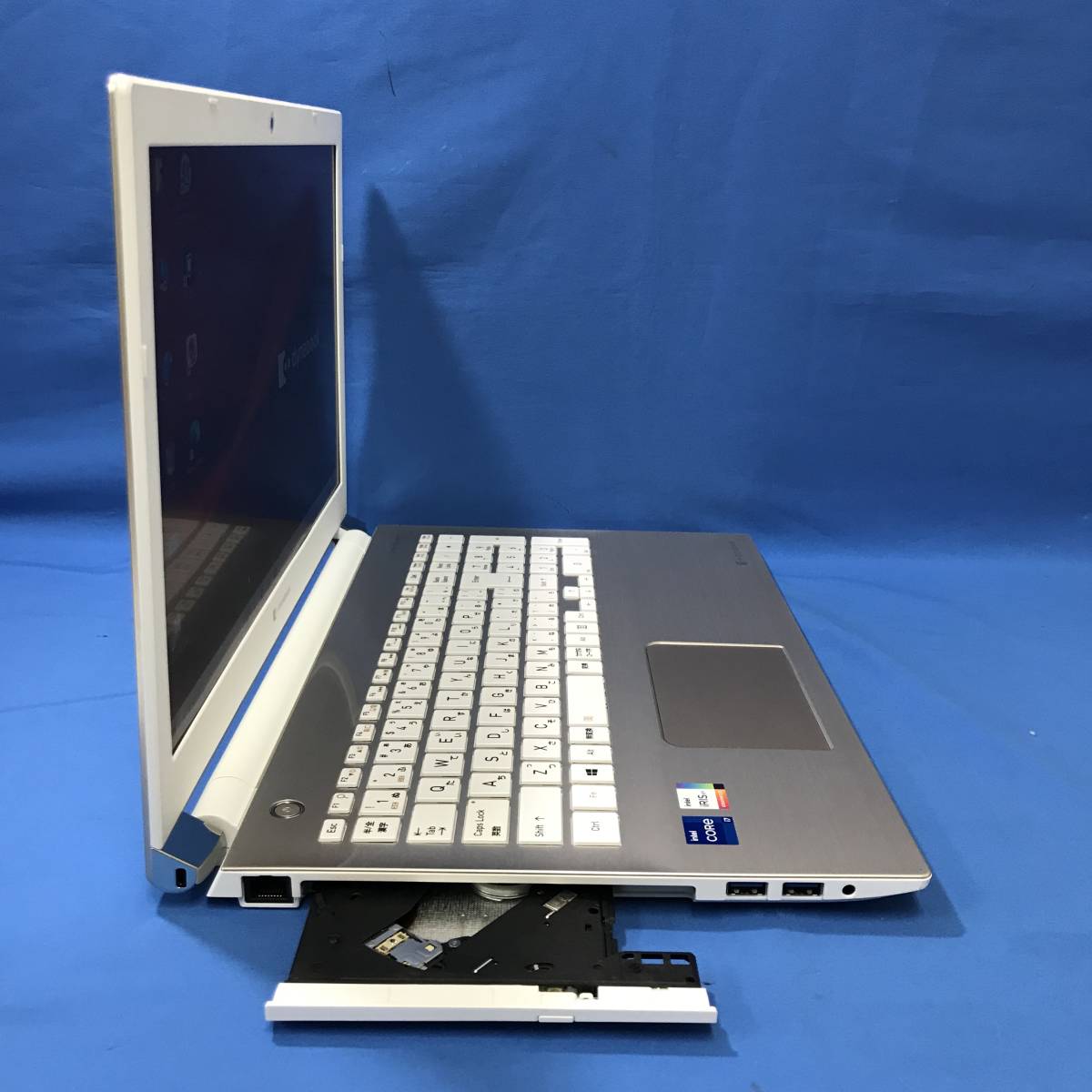 TOSHIBA DYNABOOK P1-T6RP-EG - i7 - 11G - 81 | www.avredentor.com.br