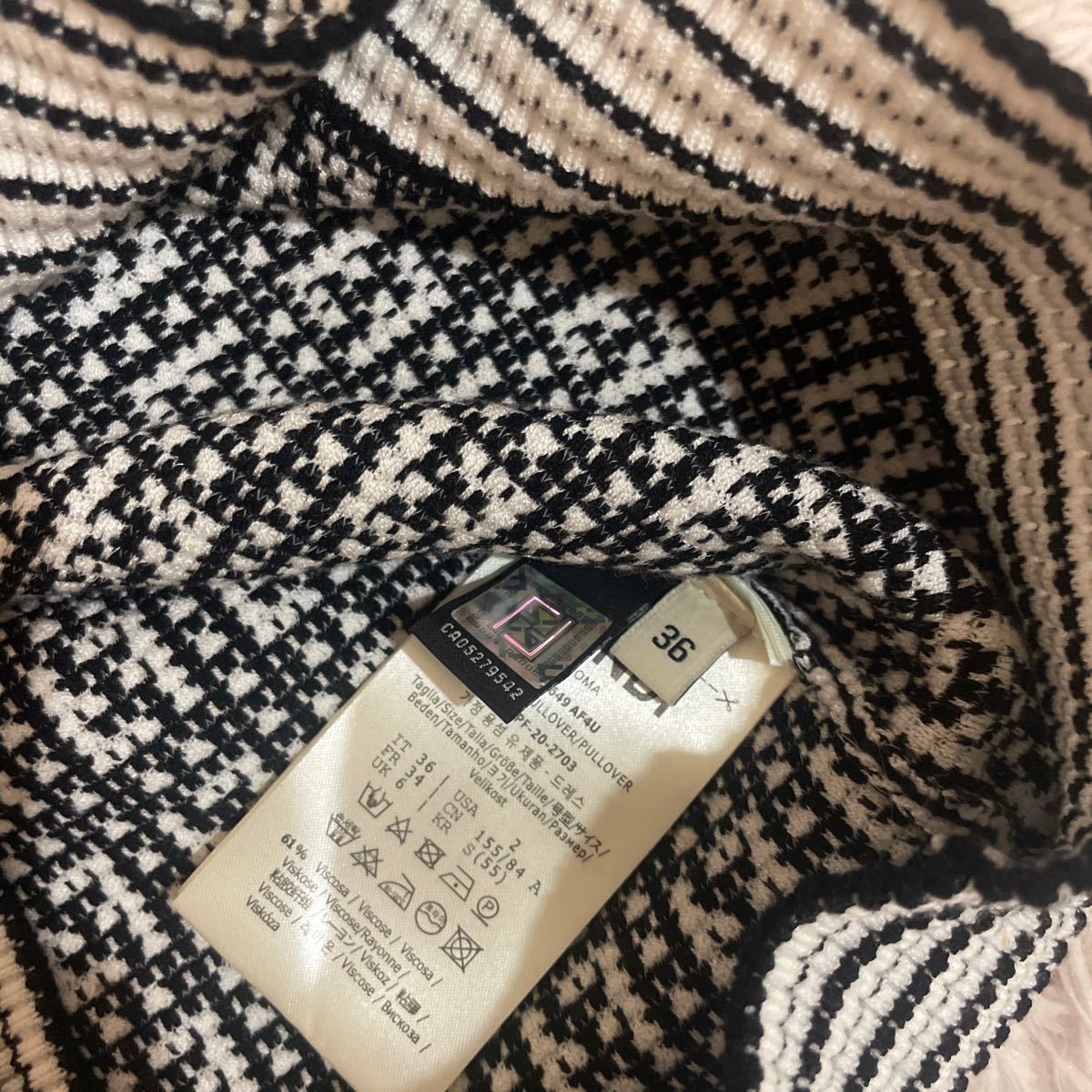フェンディ 好きな人 インスタセレクトショップ購入 ロゴニット
