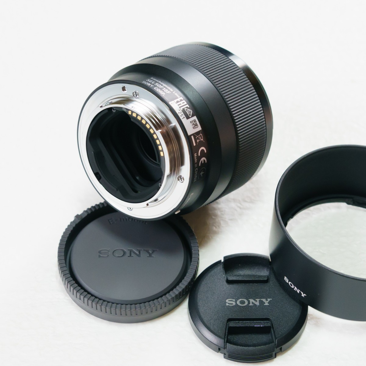 Sony SAL50F18 50mm F1.8 レンズ 保護フィルター付き SONY FE50mm F1.8 SEL50F18F フルサイズ対応レンズ 美品 ! 保護