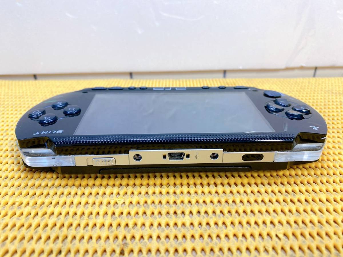  стоимость доставки 520 иен! ценный SONY Sony PSP-1000 PlayStation портативный первый период . завершено шнур электропитания есть игра текущее состояние товар 