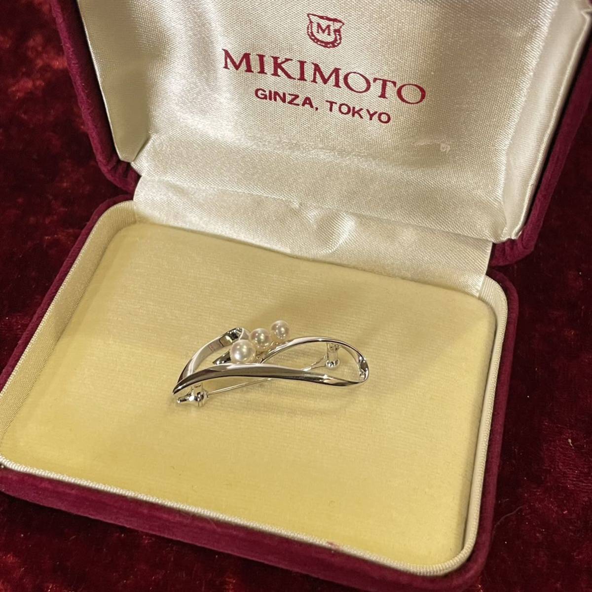 極美品 SILVER MIKIMOTO ミキモト 真珠 パール ブローチ 箱付き