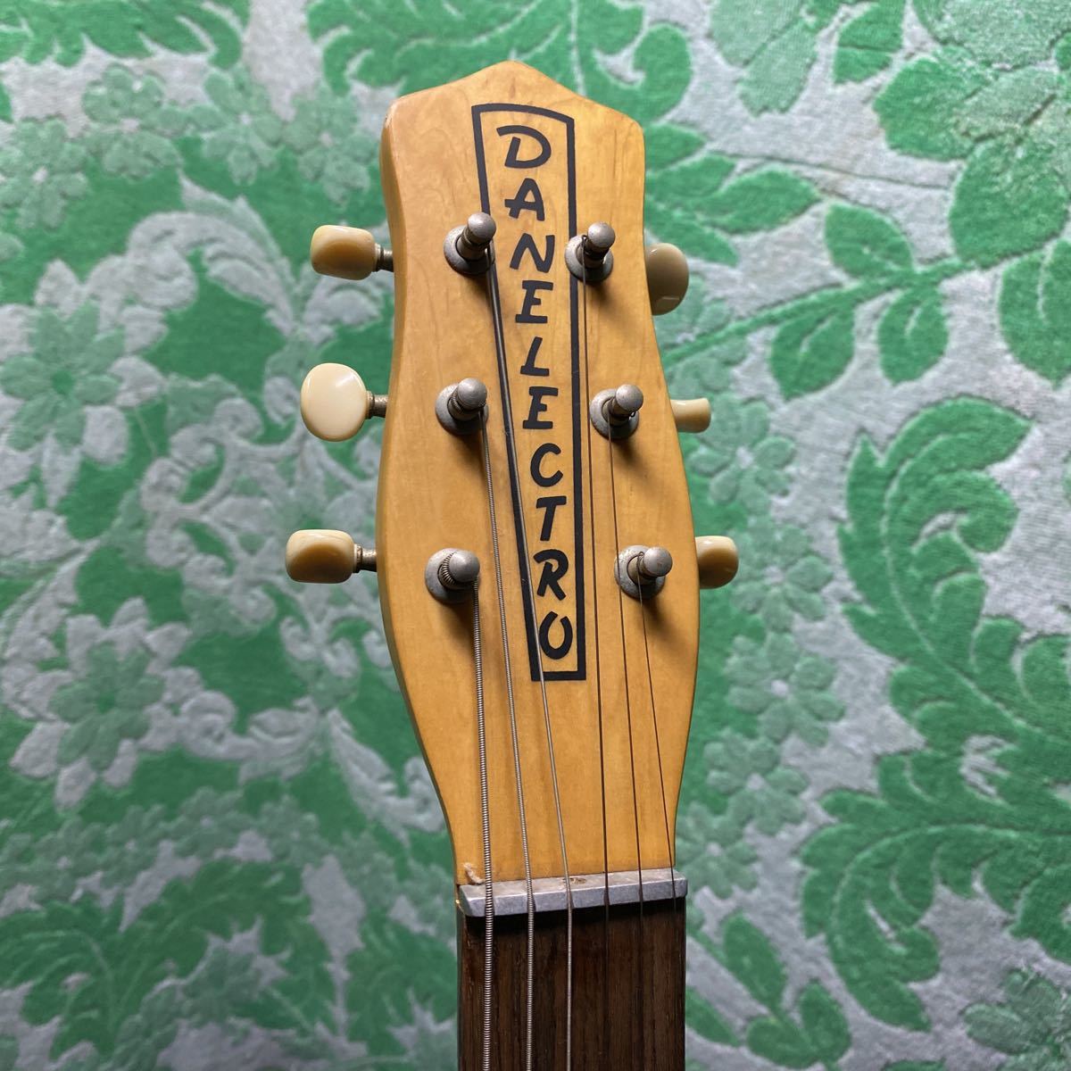 Danelectro エレキギター 音出し確認済み | monsterdog.com.br