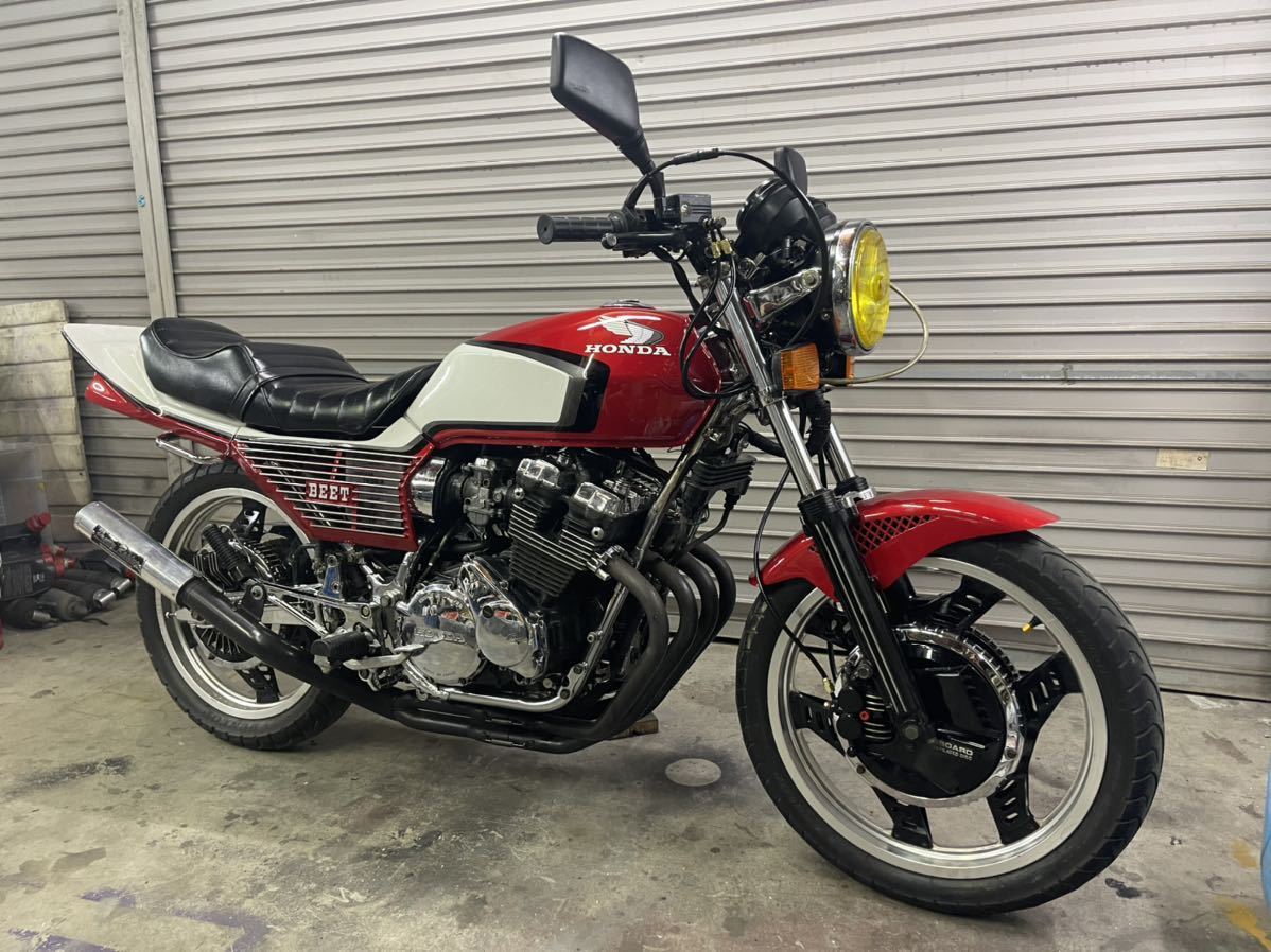 CBX400F NC07 2型赤白カラー 絶好調 車検付 室内保管 外装 CBX400F NC07 2型赤白カラー 絶好調 車検付 室内保管 外装