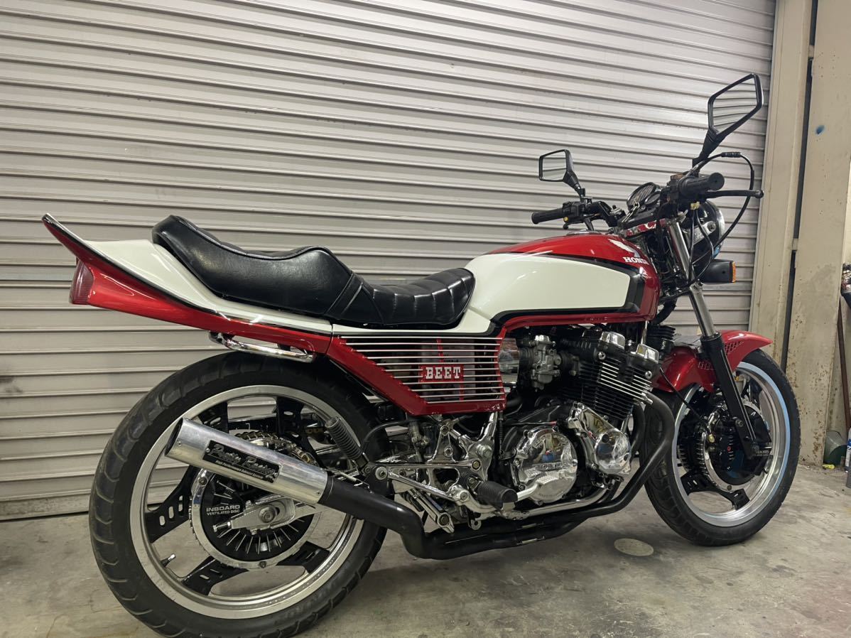 CBX400F NC07 2型赤白カラー 絶好調 車検付 室内保管 外装 CBX400F NC07 2型赤白カラー 絶好調 車検付 室内保管 外装