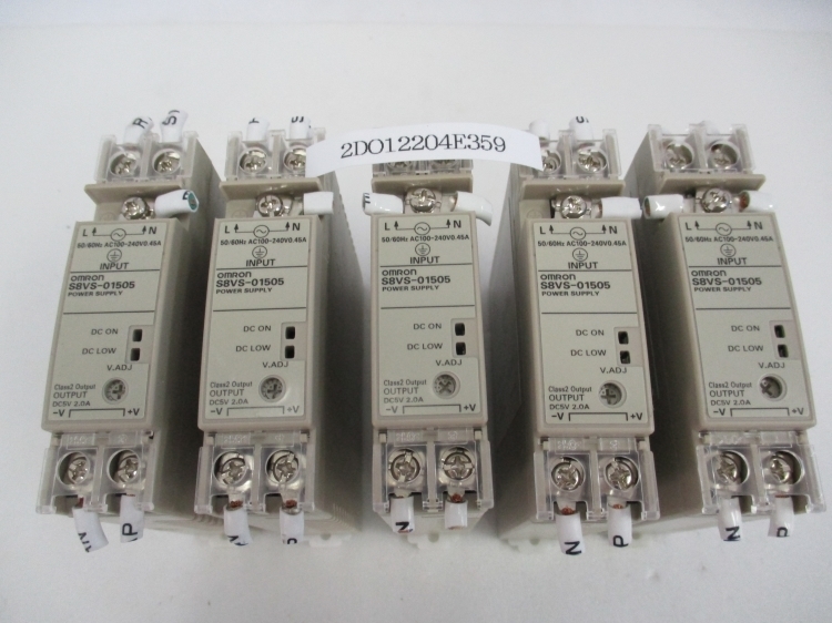 OMRON S8VS-01505/ED2 スイッチングパワーサプライ AC 100-240V DC5V