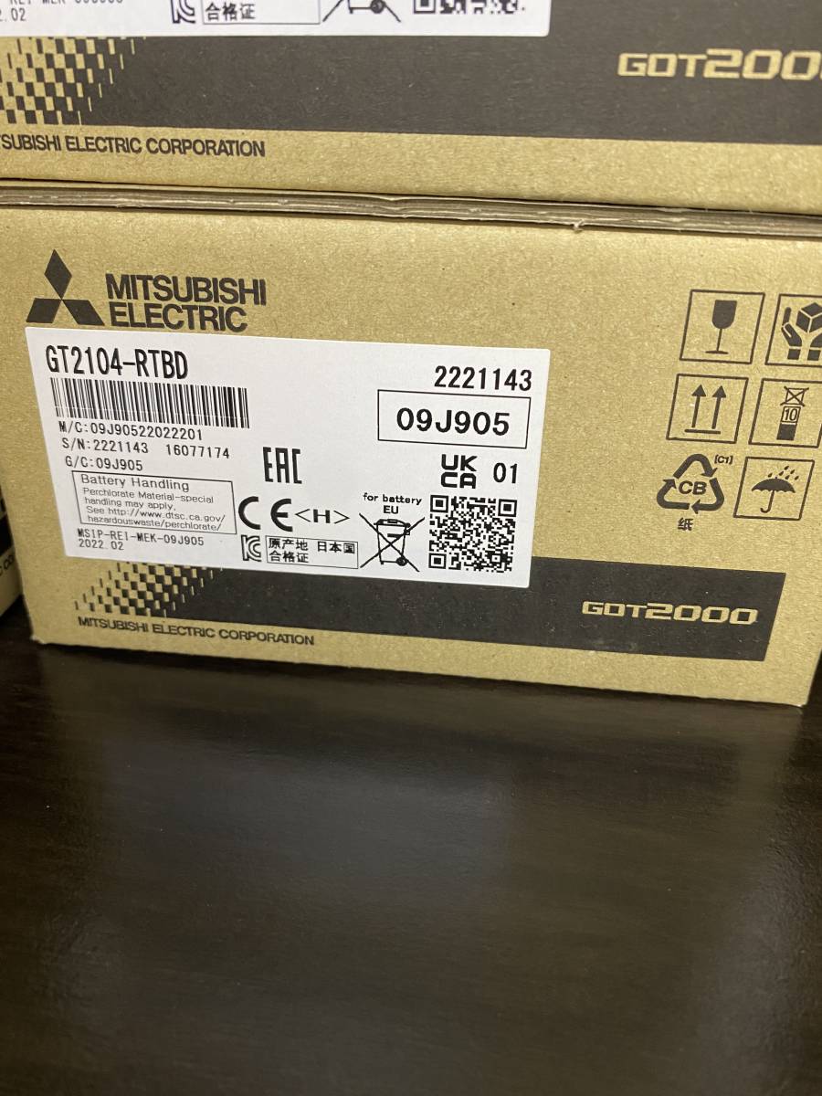 国内発送 新品 2022年2月製 三菱電機 GT2104-RTBD タッチパネル 表示器