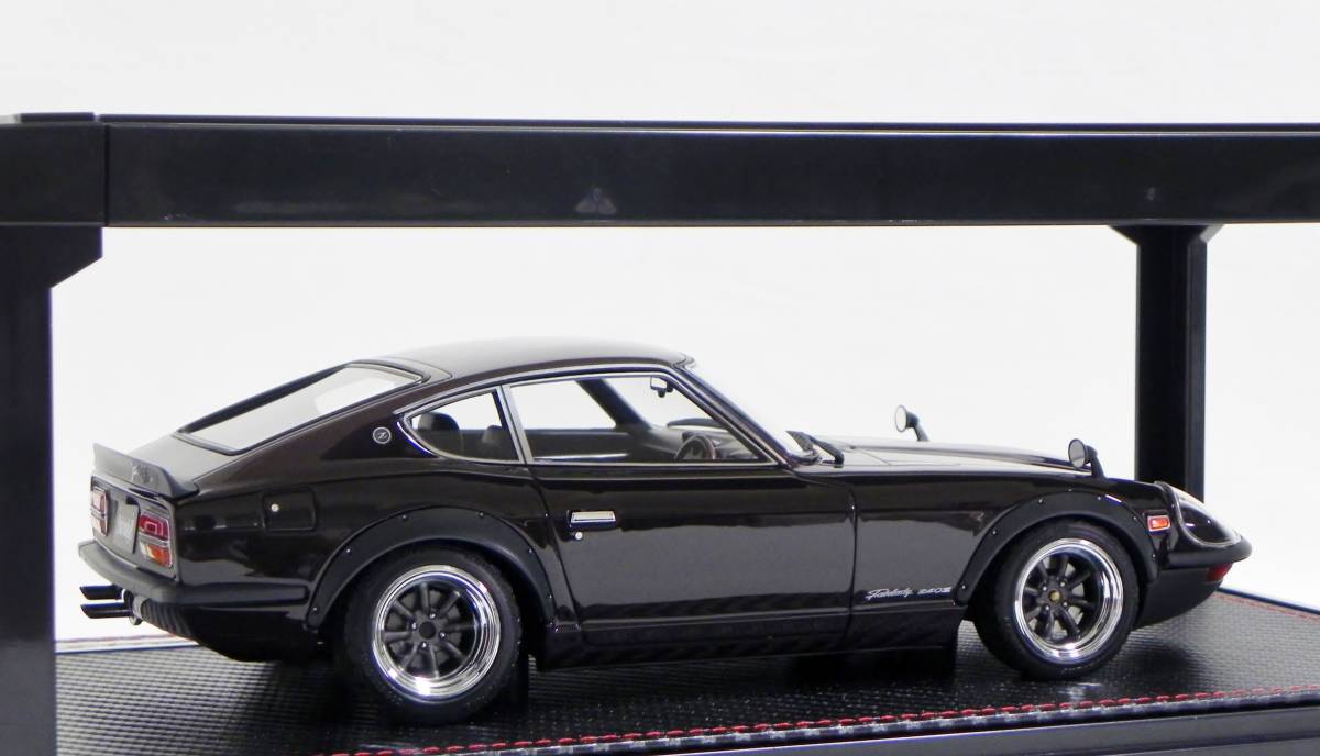 IG 2454 1/18 Nissan Fairlady 240ZG (HS30) Maroon With Engine WEB