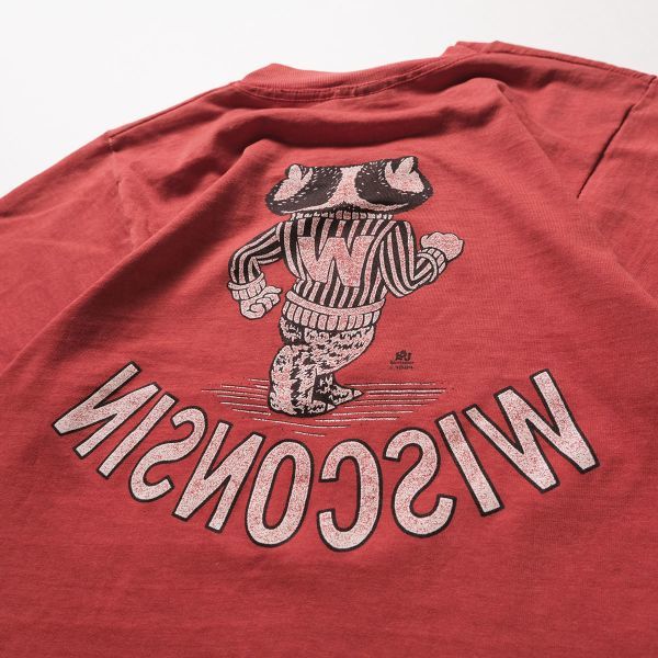 80's USA製 ウィスコンシン カレッジ 両面プリント Tシャツ 赤 80's USA製 ウィスコンシン カレッジ 両面プリント Tシャツ 赤