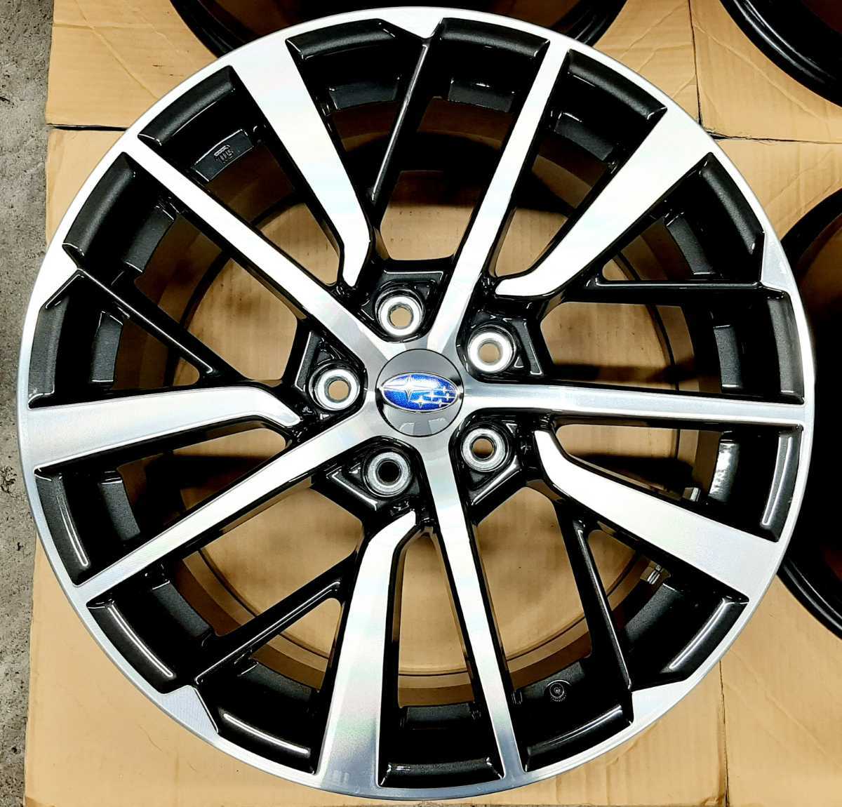 新車外し】新型 スバル WRX S4 STIスポーツ R 純正 18インチ 8.5J