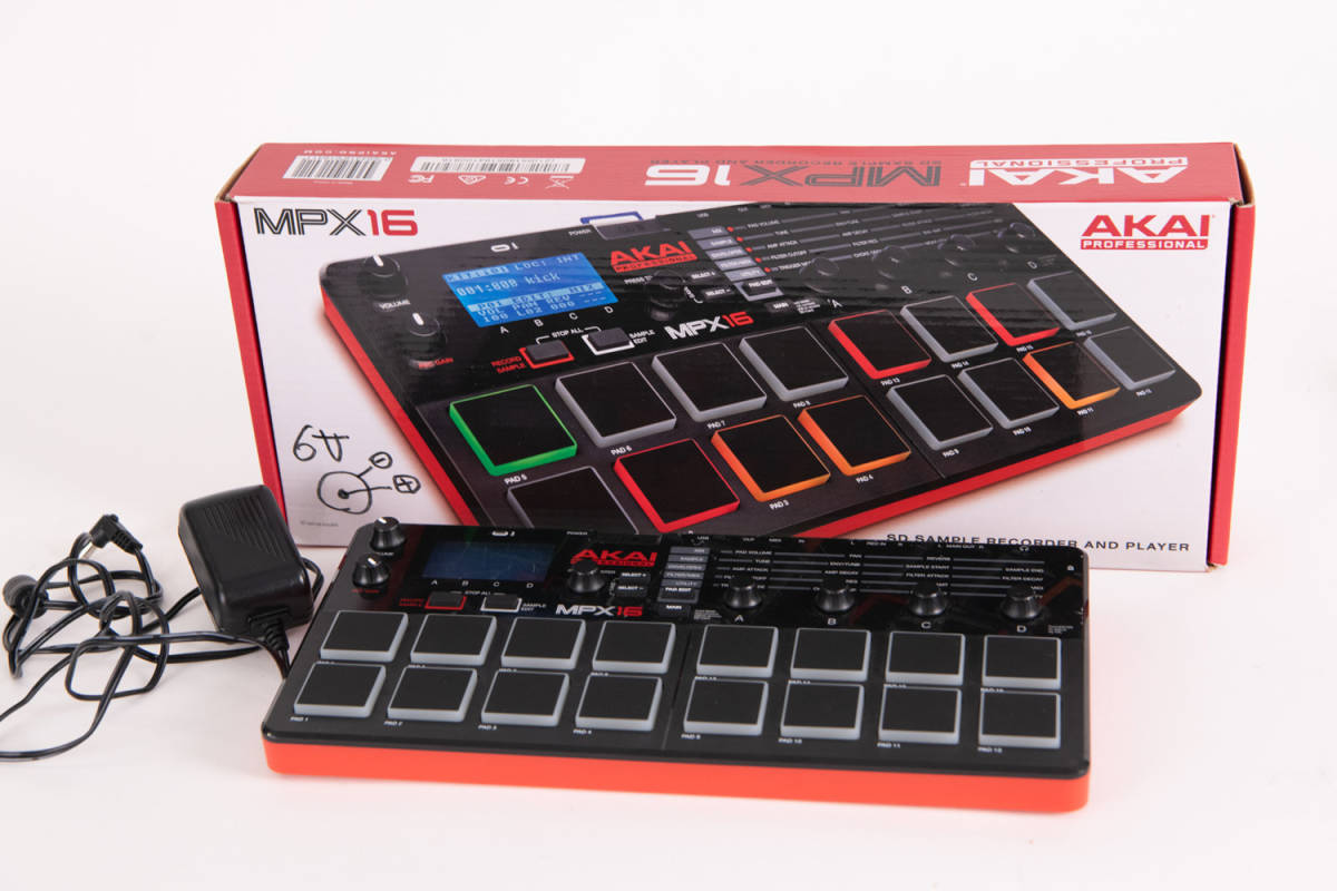 5月9日までの掲載】AKAI ( アカイ ) MPX16サンプラー | daspi.ro
