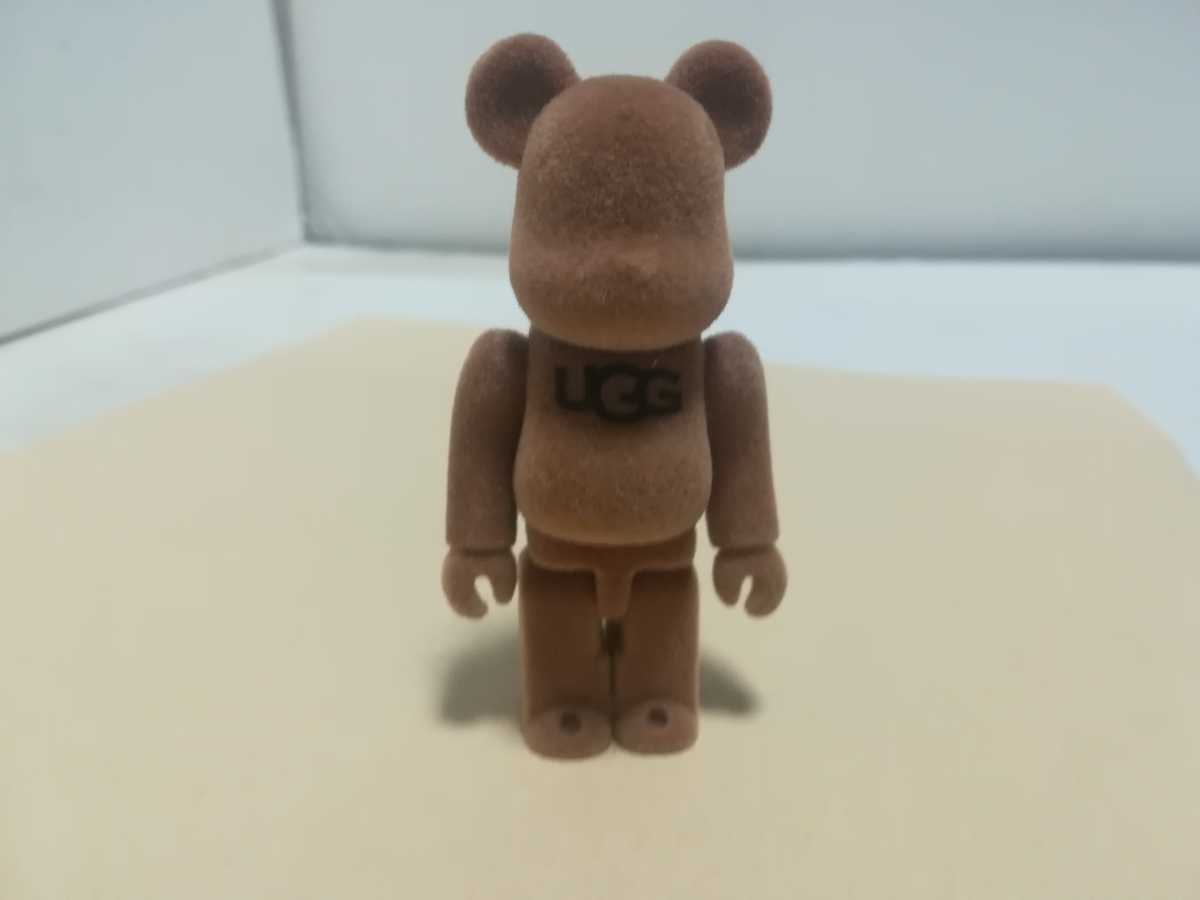 希少！レア！BE@RBRICK ベアブリック100% UGG 非売品ノベルティ　メディコムトイ_画像1