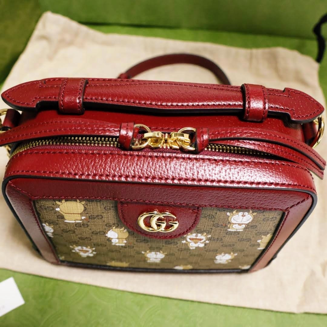 ☆本物・正規品☆新品 GUCCI ドラえもん コラボレーション ショルダー