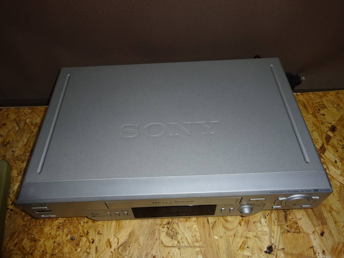 SONY SLV-R350 ビデオデッキ 動作良好 リモコン付き _画像3