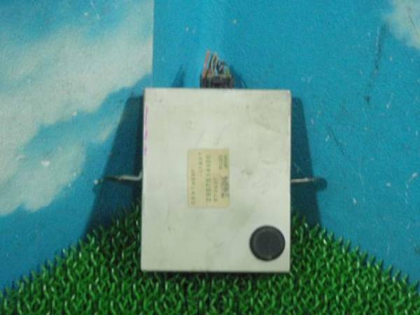 * PAY31 Cedric 2857514V00 auto light control 10751JJ