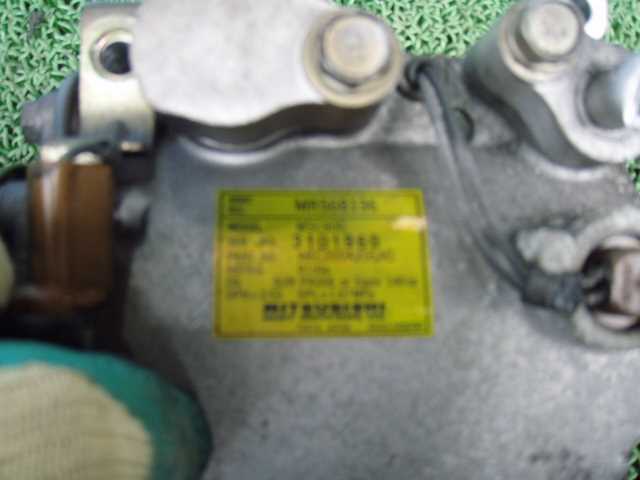 * F46A Mitsubishi Diamante кондиционер компрессор MR568136 310732JJ