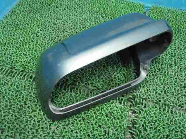 * 4BBESF Audi Allroad door mirror cover right 310833JJ