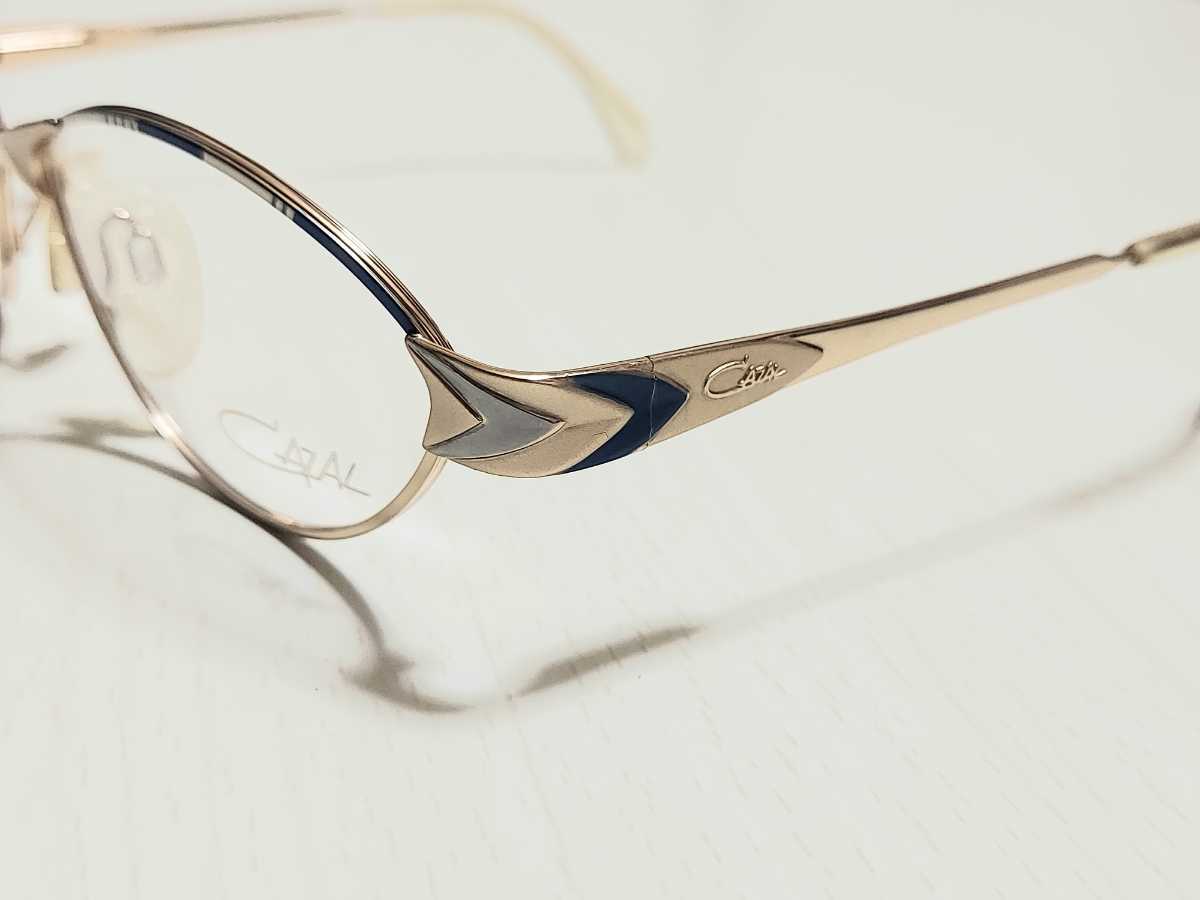 新品　CAZAL カザール　ドイツ製　ブランド　メガネ　眼鏡　高級感　オシャレ　上品　フルリム　ゴールド　ブルー　軽い　バネ蝶番_画像5
