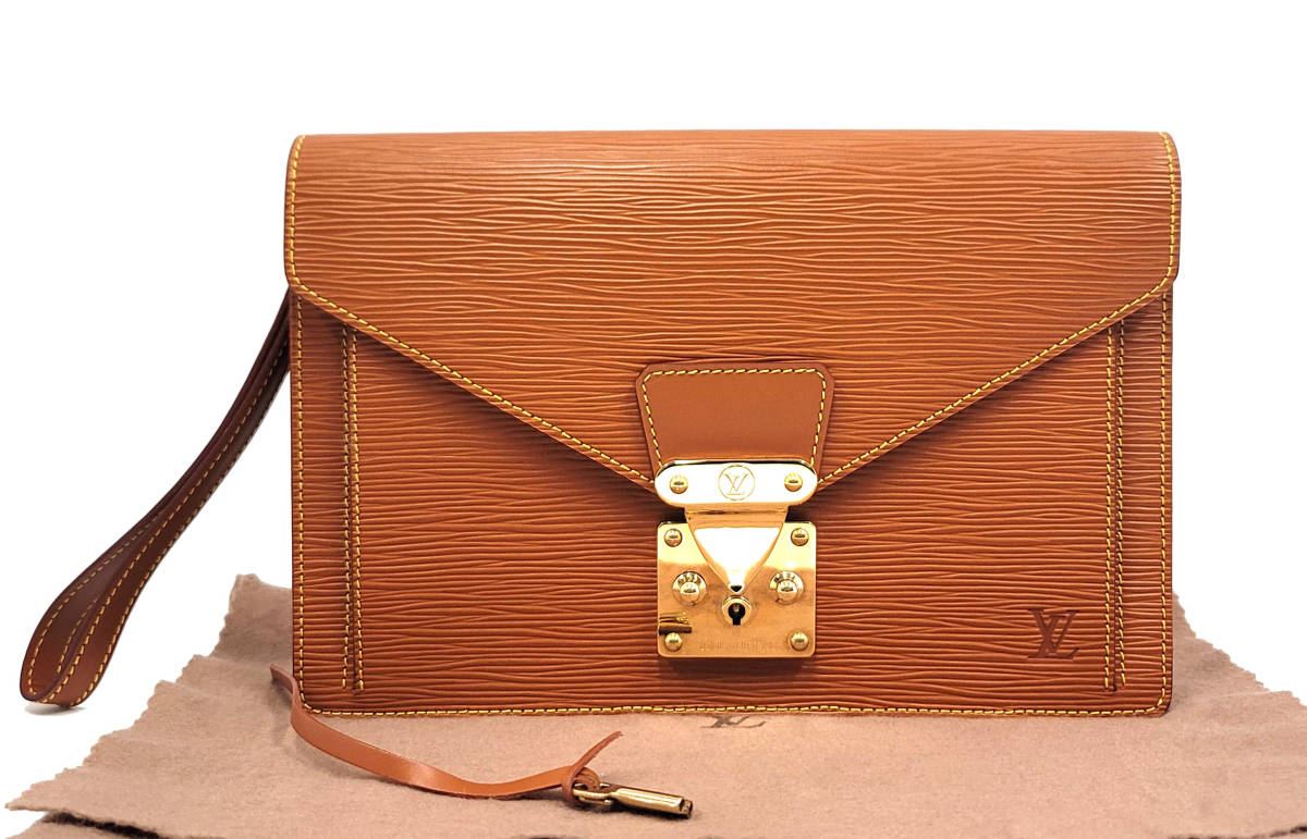 ファッションデザイナー LOUIS VUITTON ルイヴィトン セリエドラゴンヌ