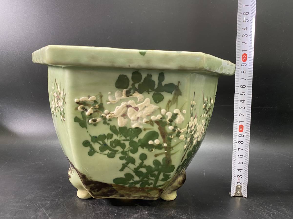 6#C/7365 青磁 花紋 六角 植木鉢 三足 盆栽鉢 華道 盆栽 花器 6#C/7365 青磁 花紋 六角 植木鉢 三足 盆栽鉢 華道 盆栽 花器