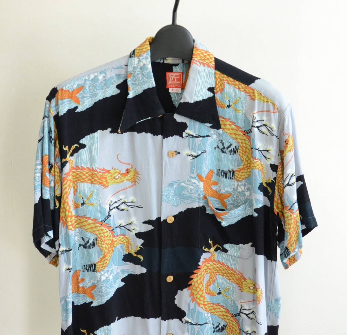  Fellows Takumi crepe-de-chine ground peace pattern Hawaiian shirt aloha shirt rayon size.m