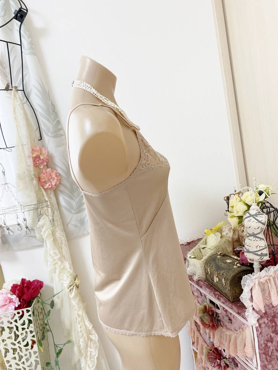 * slip 80* car rure* made in Japan *.... polyester * Cami : mocha LC131