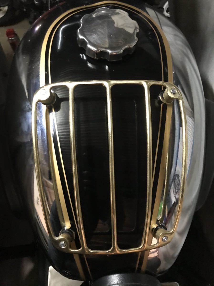 パーセルグリッド 磁石式 タンクキャリア ロイヤルエン