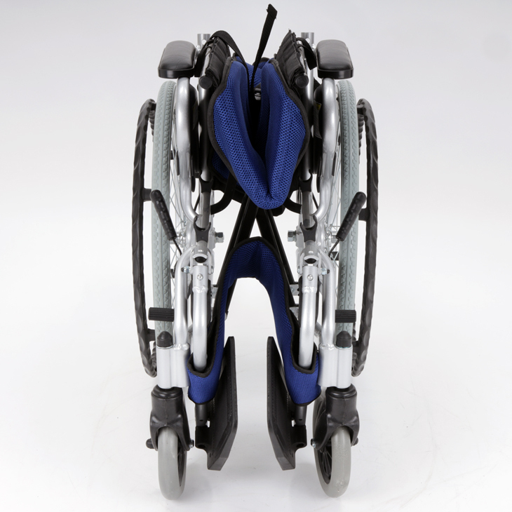 アウトレット 車椅子 自走用 軽量 折りたたみ 送料無料 ペガサス オレンジ F401-O カドクラ 自走介助兼用 バンドブレーキ 高級_画像9