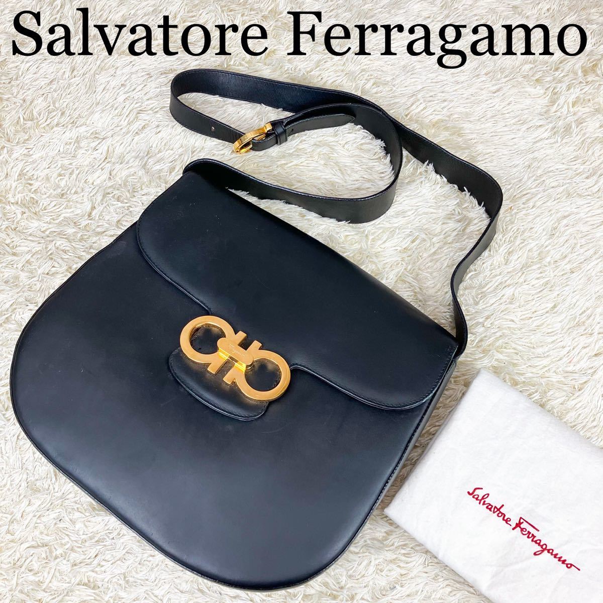 PayPayフリマ|Salvatore Ferragamo サルヴァトーレフェラガモ ショルダーバッグ 本革レザー ブラック ゴールドダブルガンチーニ PayPayフリマ|Salvatore Ferragamo サルヴァトーレフェラガモ ショルダーバッグ 本革レザー ブラック ゴールドダブルガンチーニ