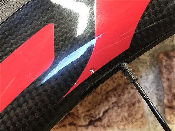 FFWD F6R 60mmハイト カーボンリアホイール-