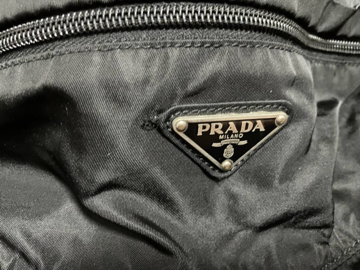 美品 PRADA プラダ ウエストバック ポシェット ボディバッグ 三角